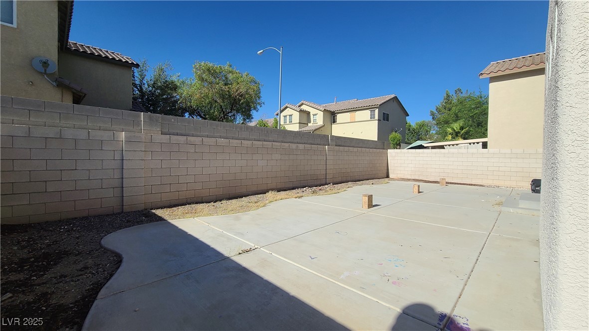 366 July Jewel Avenue Property Photo 28