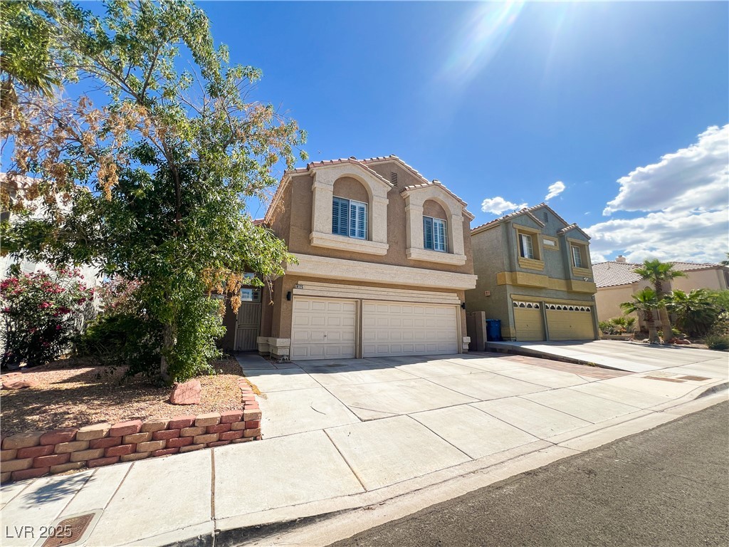 8125 Rio De Janeiro Drive Property Photo 3