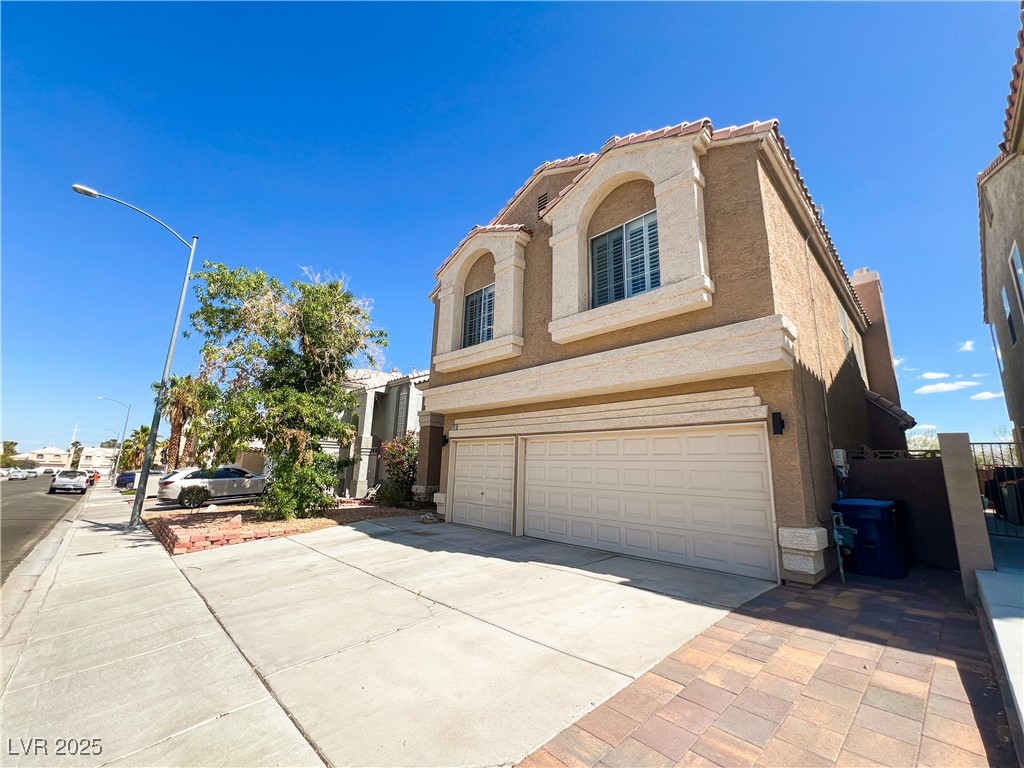 8125 Rio De Janeiro Drive Property Photo 4