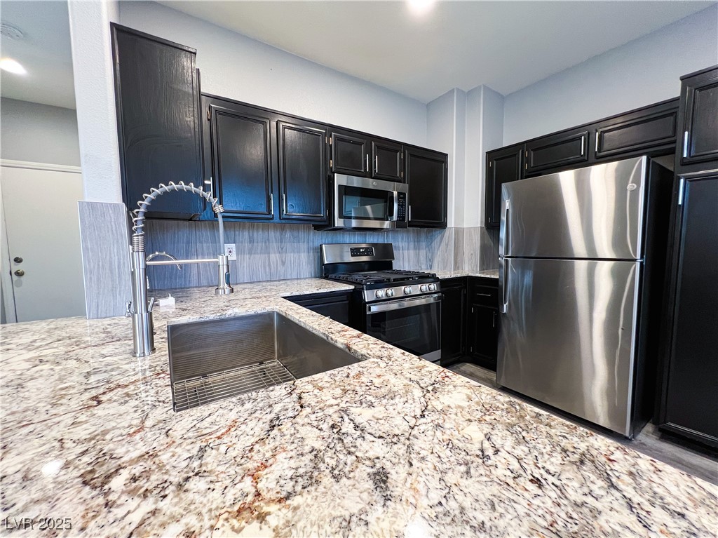 8125 Rio De Janeiro Drive Property Photo 20