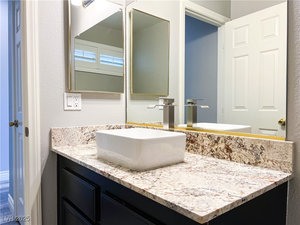 8125 Rio De Janeiro Drive Property Photo 38
