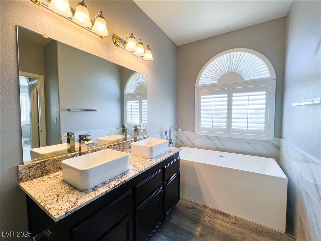 8125 Rio De Janeiro Drive Property Photo 56