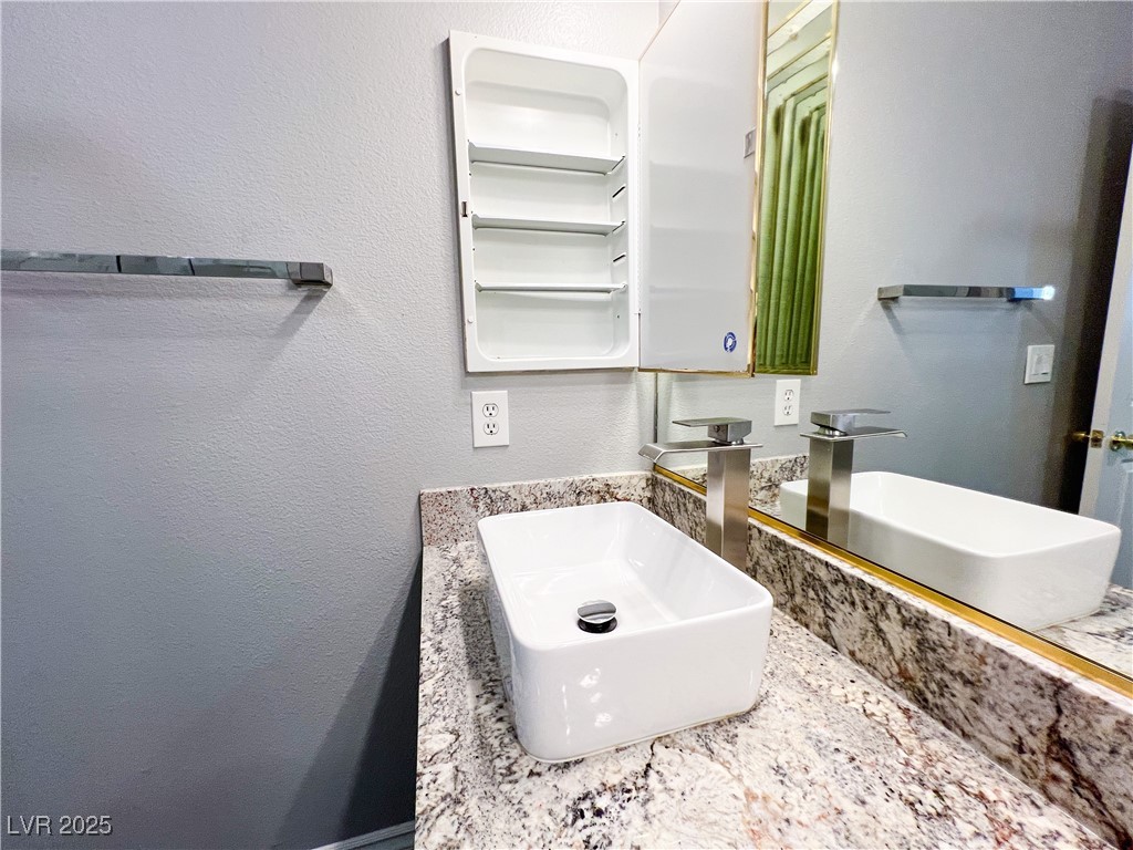 8125 Rio De Janeiro Drive Property Photo 71