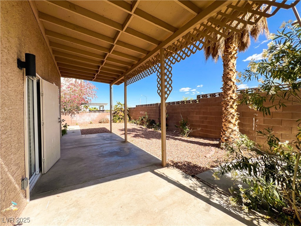 8125 Rio De Janeiro Drive Property Photo 77