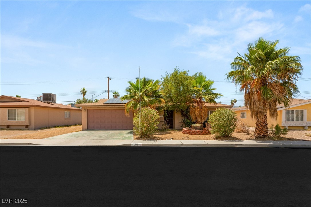1901 Manhattan Drive Property Photo 1