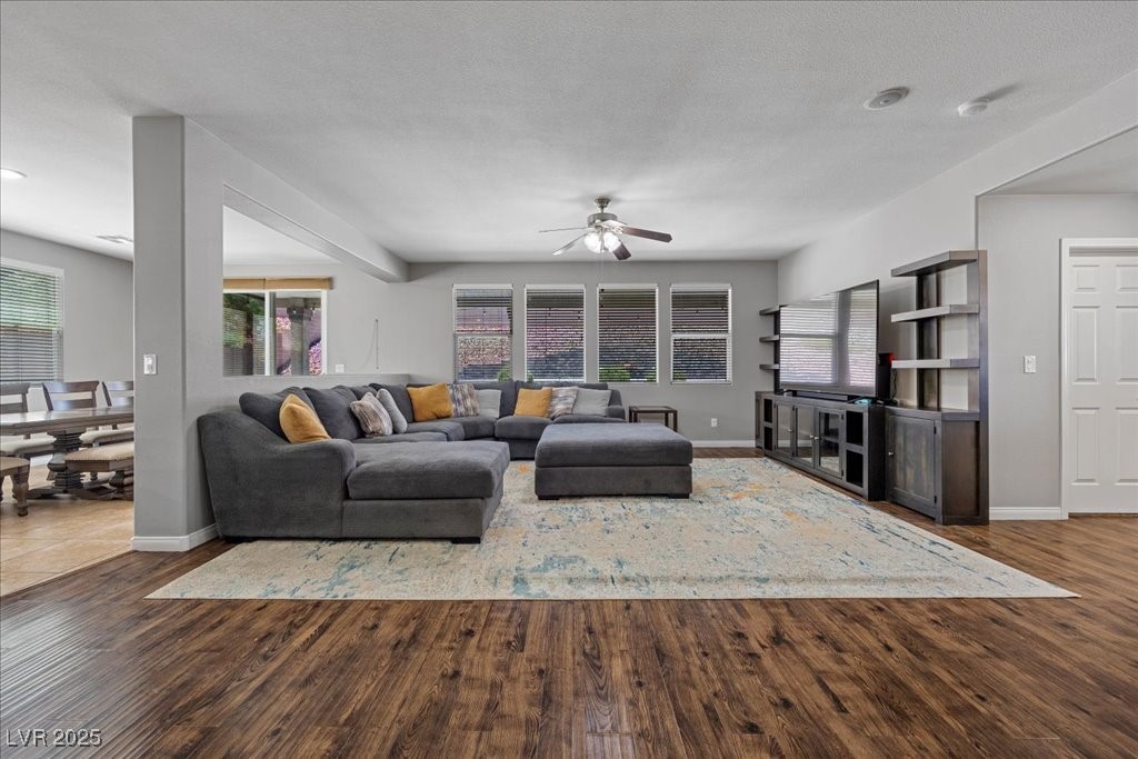 4021 Mountain Trek Street Property Photo 6