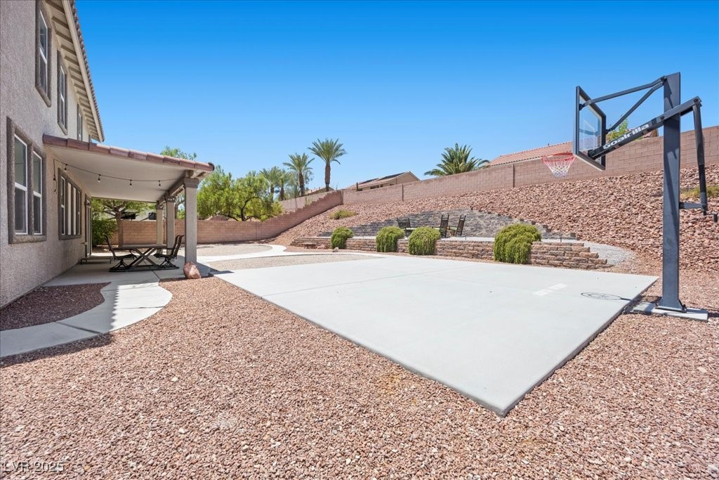 4021 Mountain Trek Street Property Photo 34