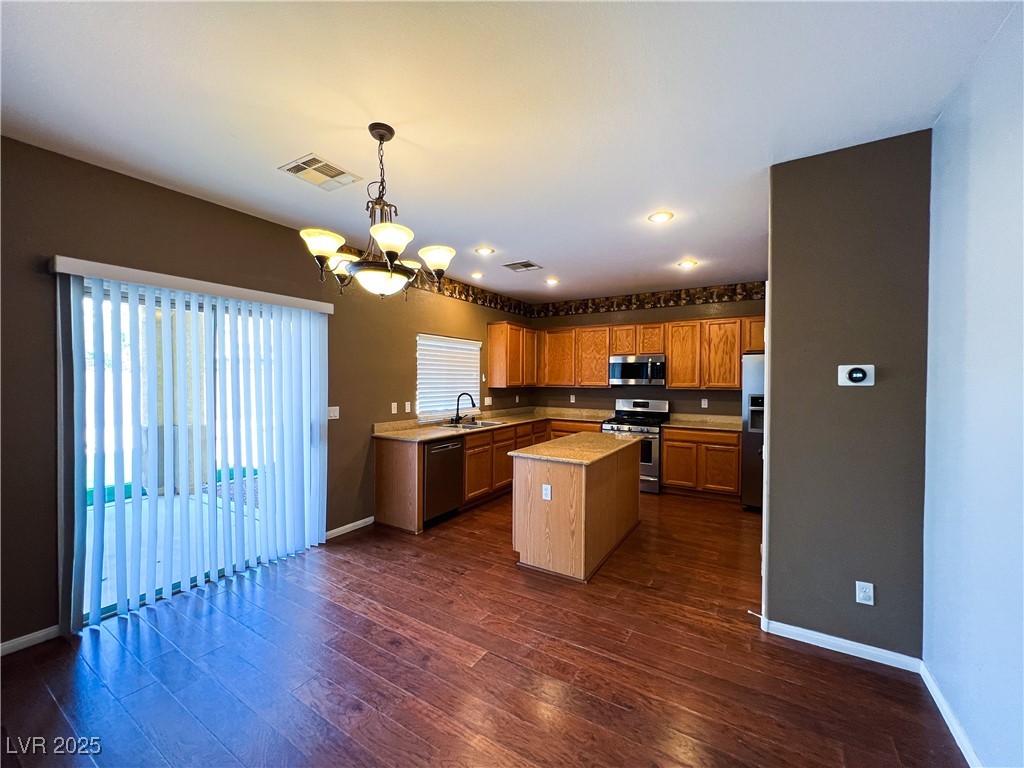3412 Catherine Mermet Avenue Property Photo 18