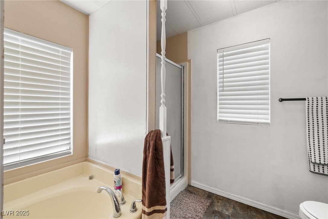 3581 West Dyer Road Property Photo 18