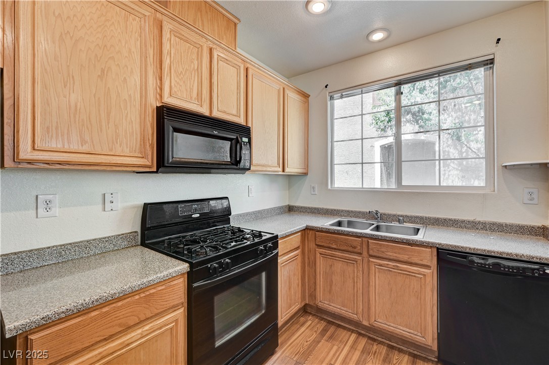 9115 Canoga Canyon Court 103 Property Photo 12