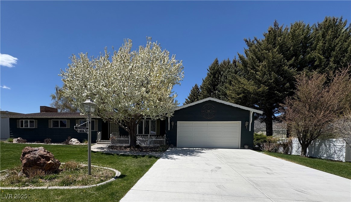 1133 Bell Avenue Property Photo 1