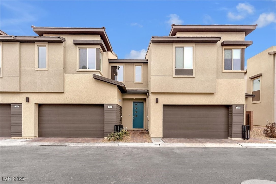 752 Echelon Street Property Photo 1