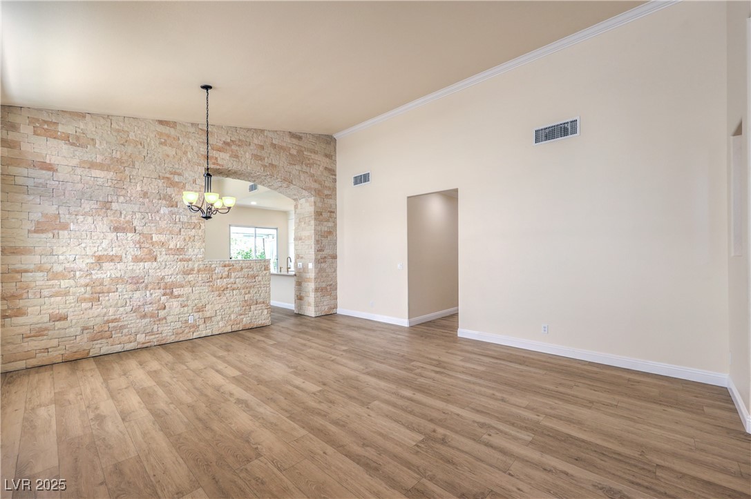 1869 Desert Forest Way Property Photo 9