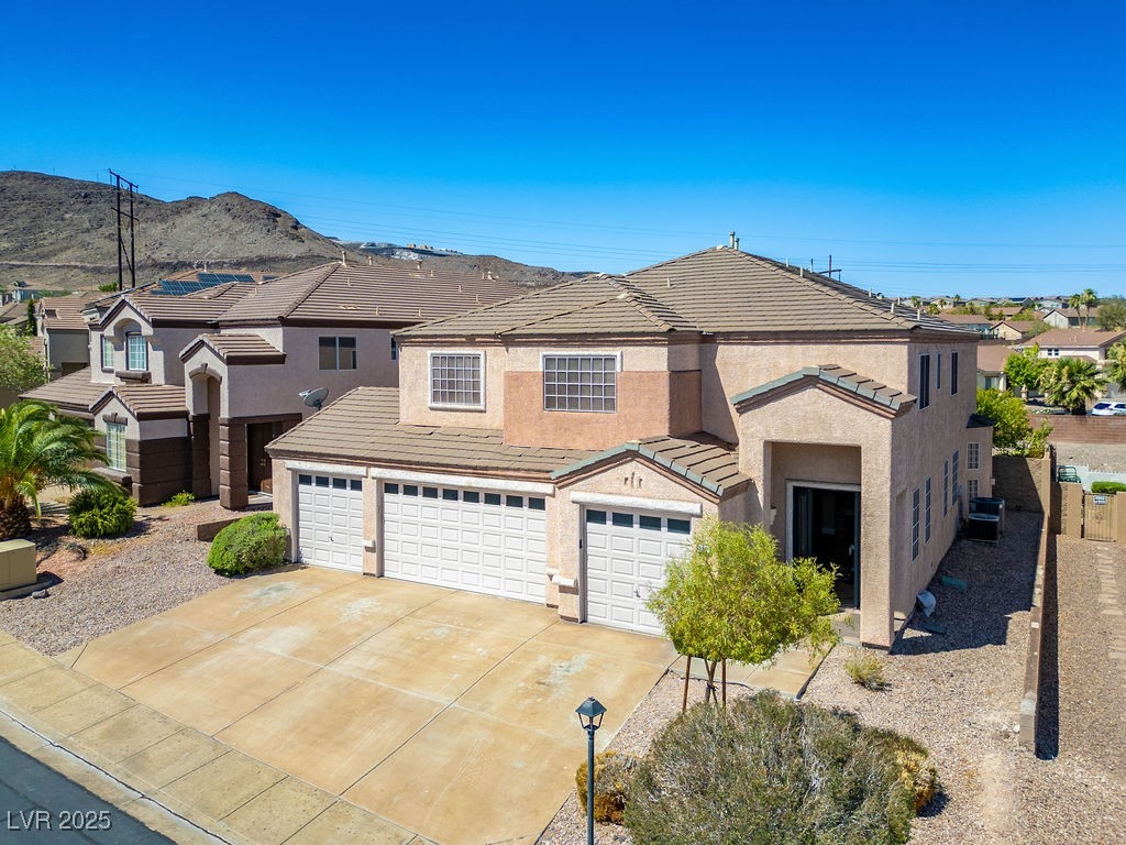 189 Mount Saint Helens Drive Property Photo 1