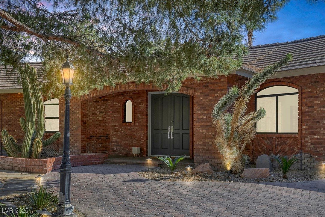 9 Quail Run Road Property Photo 3