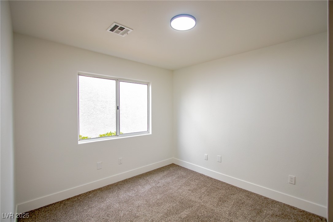 5600 Nimes Avenue Property Photo 15