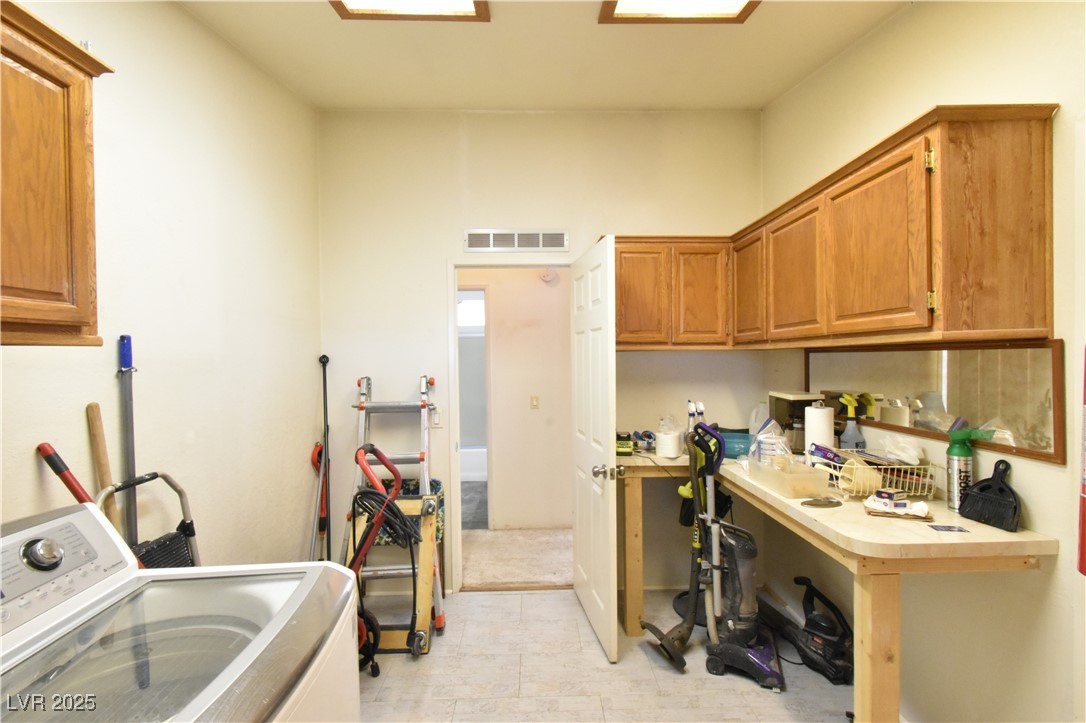 4650 East Twain Avenue Property Photo 29