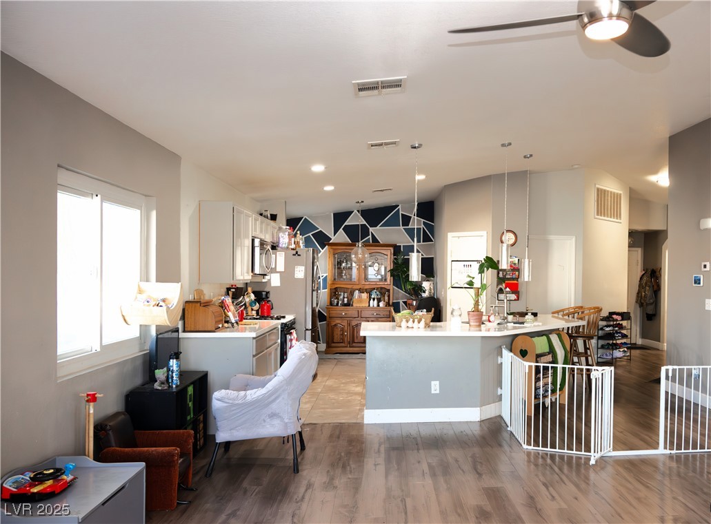 4848 Cutting Diamond Court Property Photo 6