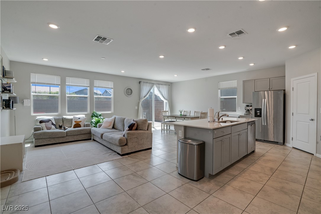 10630 Adobe Ranch Street Property Photo 5