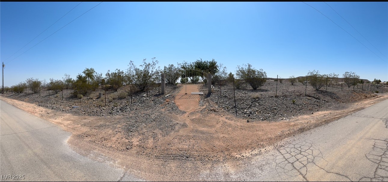 1120 Greasewood Lane Property Photo 1
