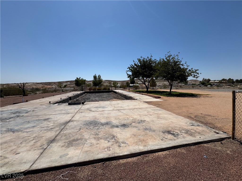 1120 Greasewood Lane Property Photo 3