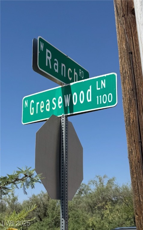 1120 Greasewood Lane Property Photo 7