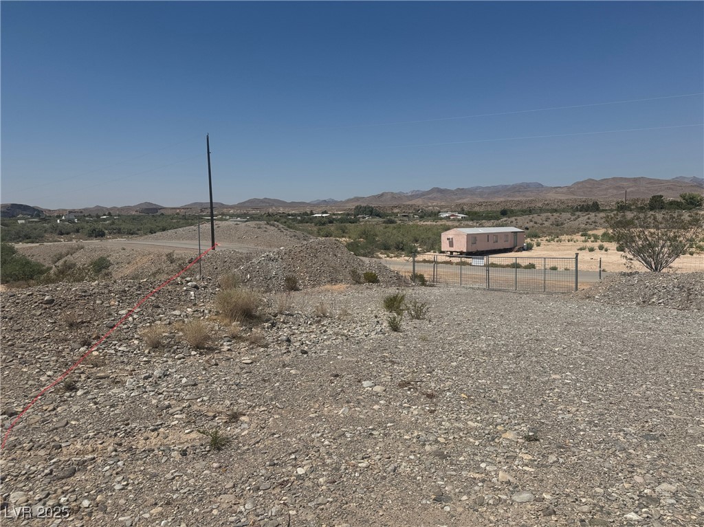 1120 Greasewood Lane Property Photo 10