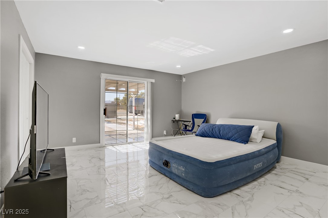 4490 West Warm Springs Road Property Photo 18