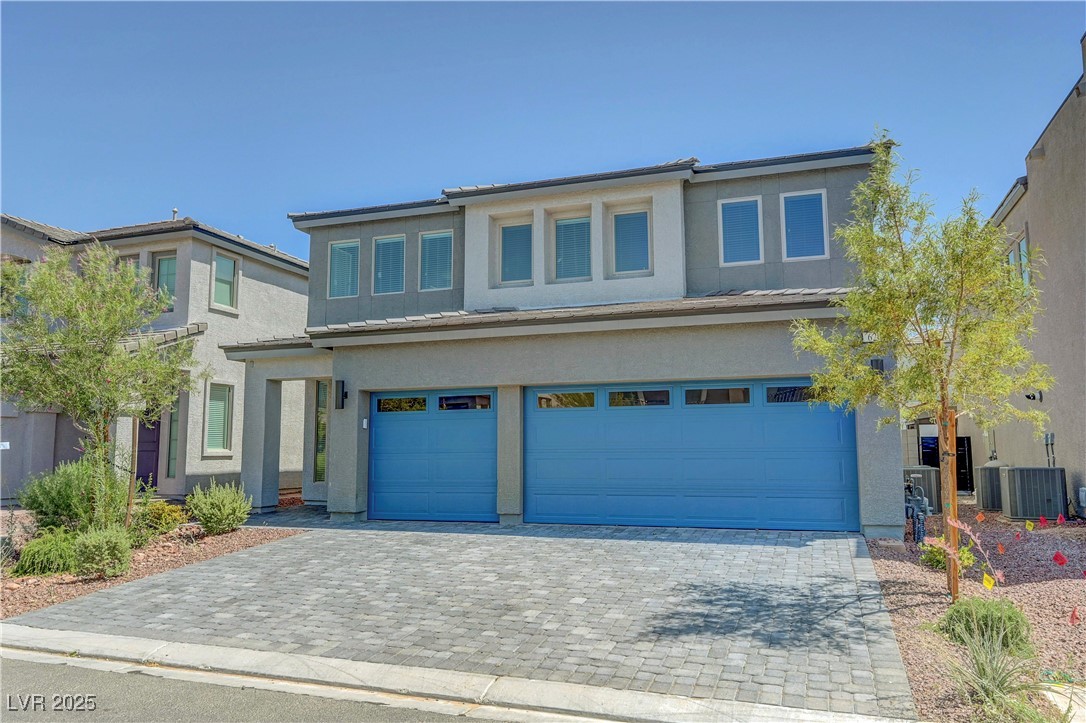 629 Soaring Wings Avenue Property Photo 2