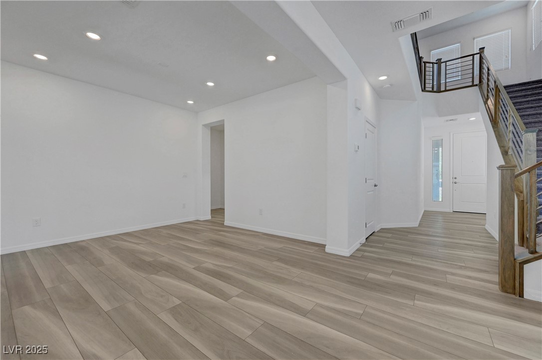 629 Soaring Wings Avenue Property Photo 8