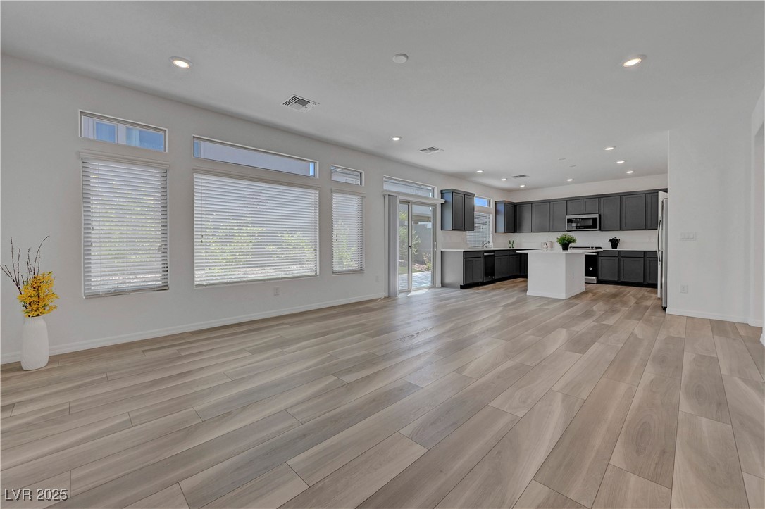 629 Soaring Wings Avenue Property Photo 11
