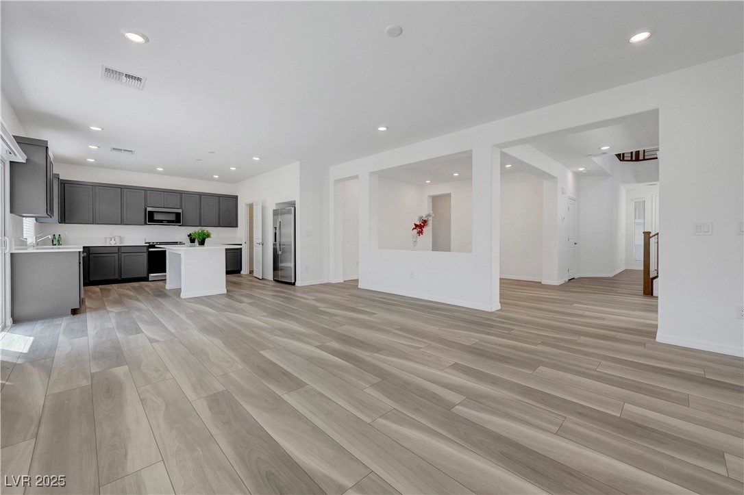 629 Soaring Wings Avenue Property Photo 12