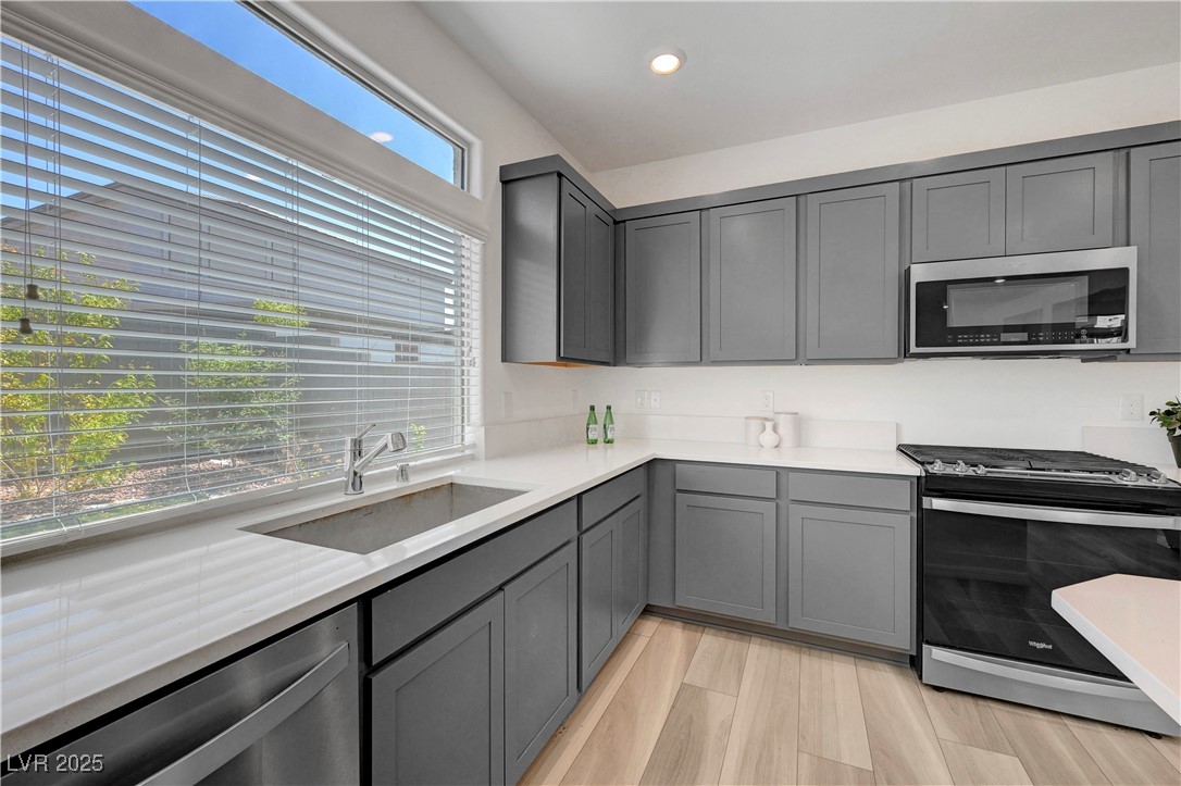 629 Soaring Wings Avenue Property Photo 20