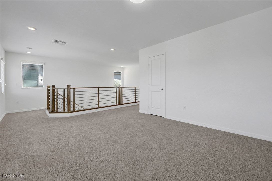 629 Soaring Wings Avenue Property Photo 35