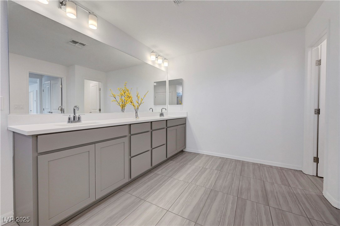 629 Soaring Wings Avenue Property Photo 43