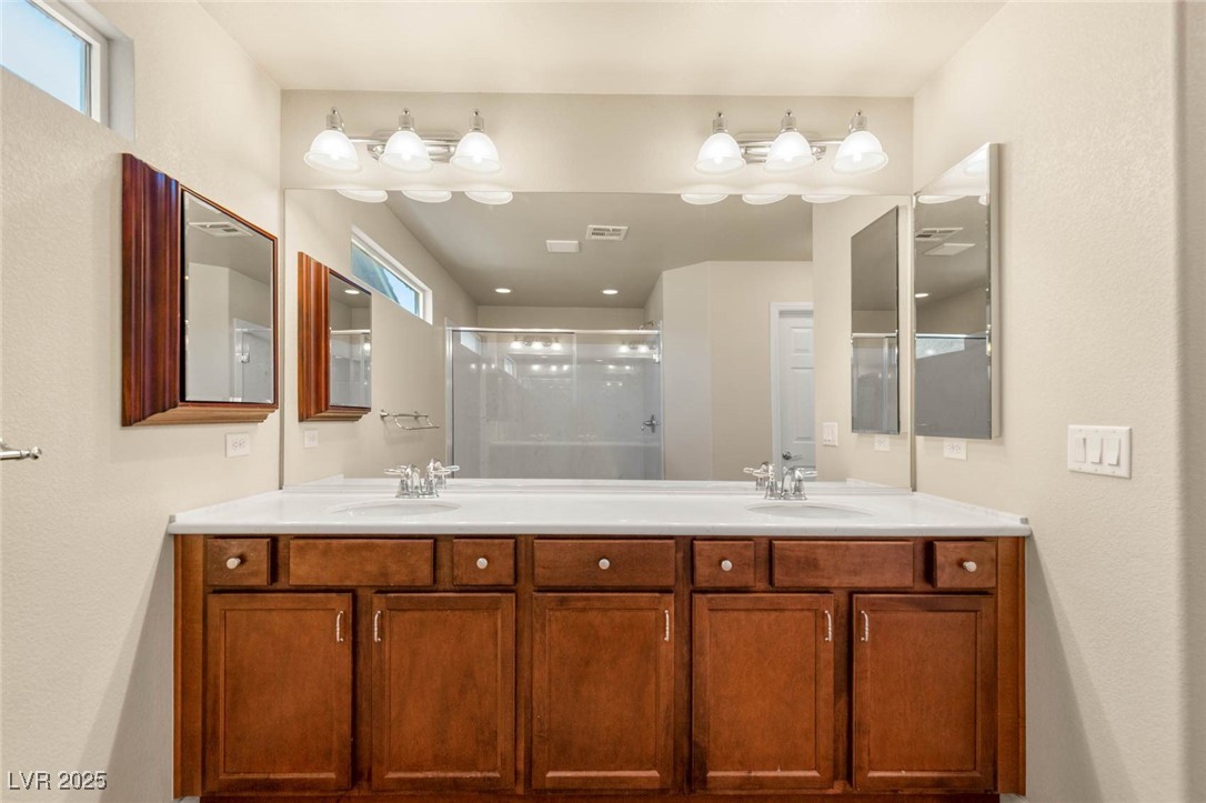 6014 Belvedere Canyon Avenue Property Photo 22