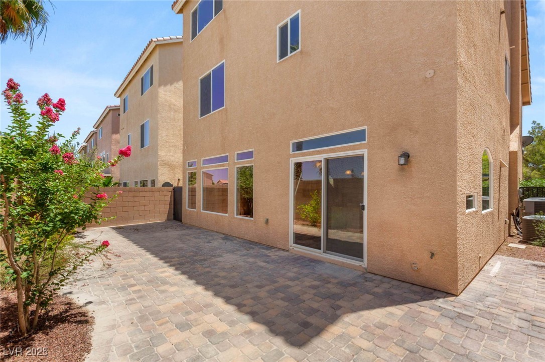 6014 Belvedere Canyon Avenue Property Photo 39
