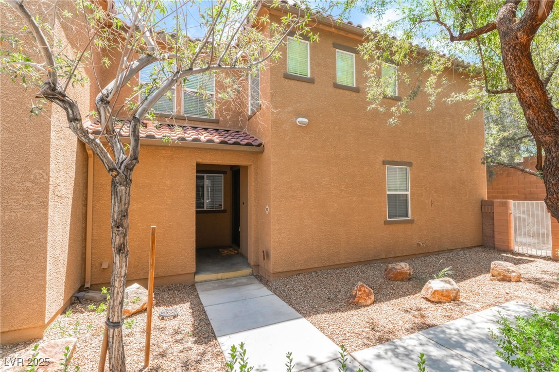 455 Westminster Hall Avenue 101 Property Photo 1