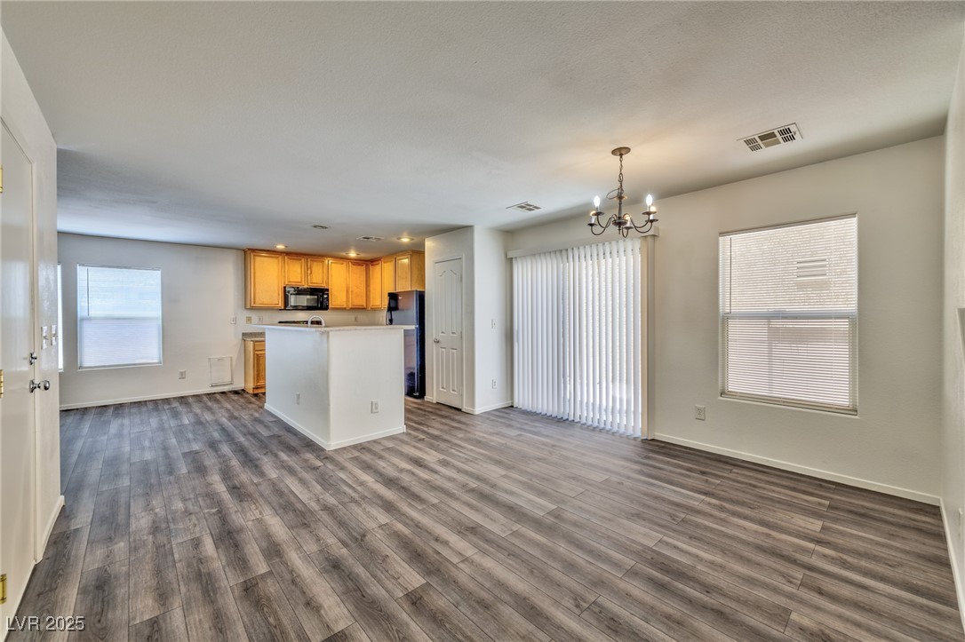 577 Lapford Street Property Photo 2