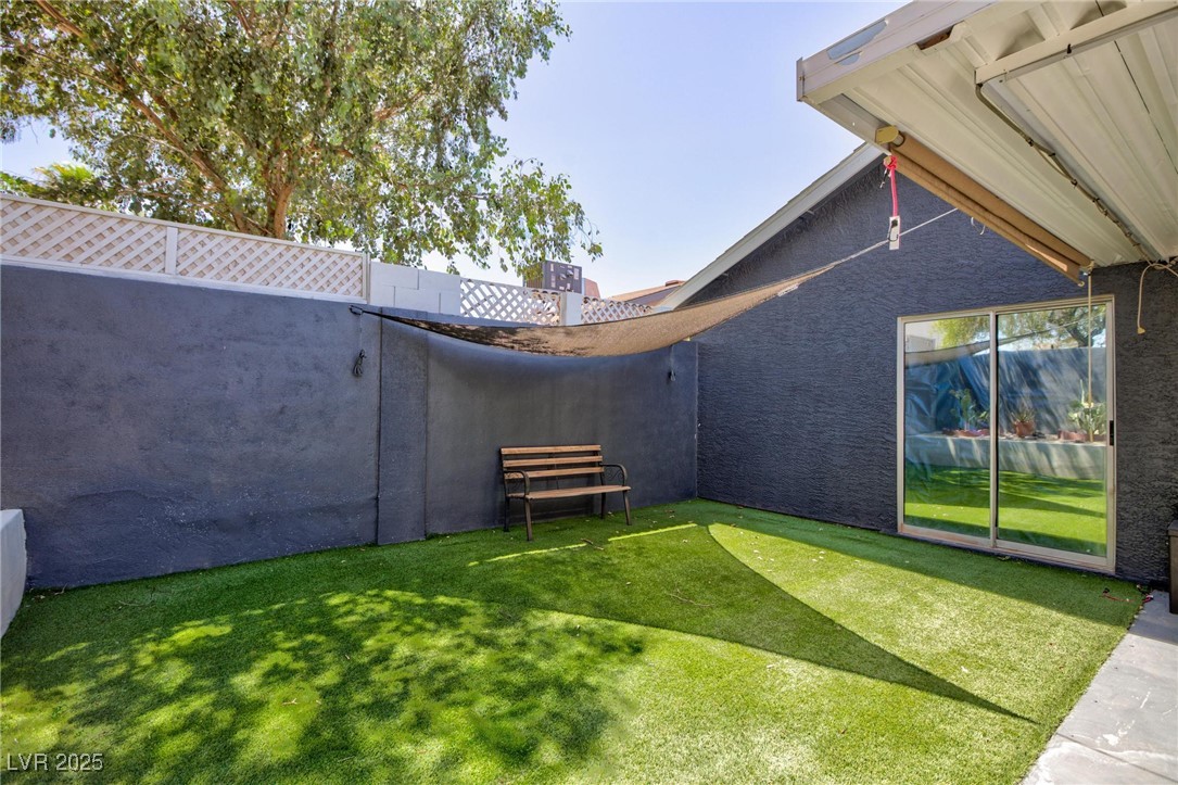 6924 Senton Avenue Property Photo 8