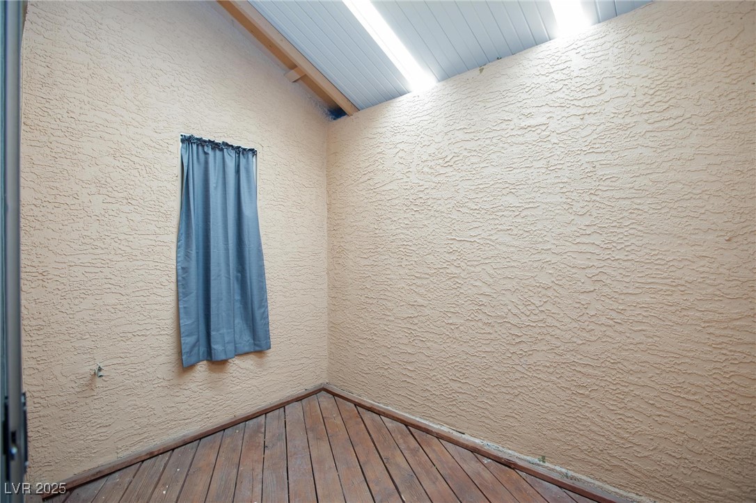 6924 Senton Avenue Property Photo 20