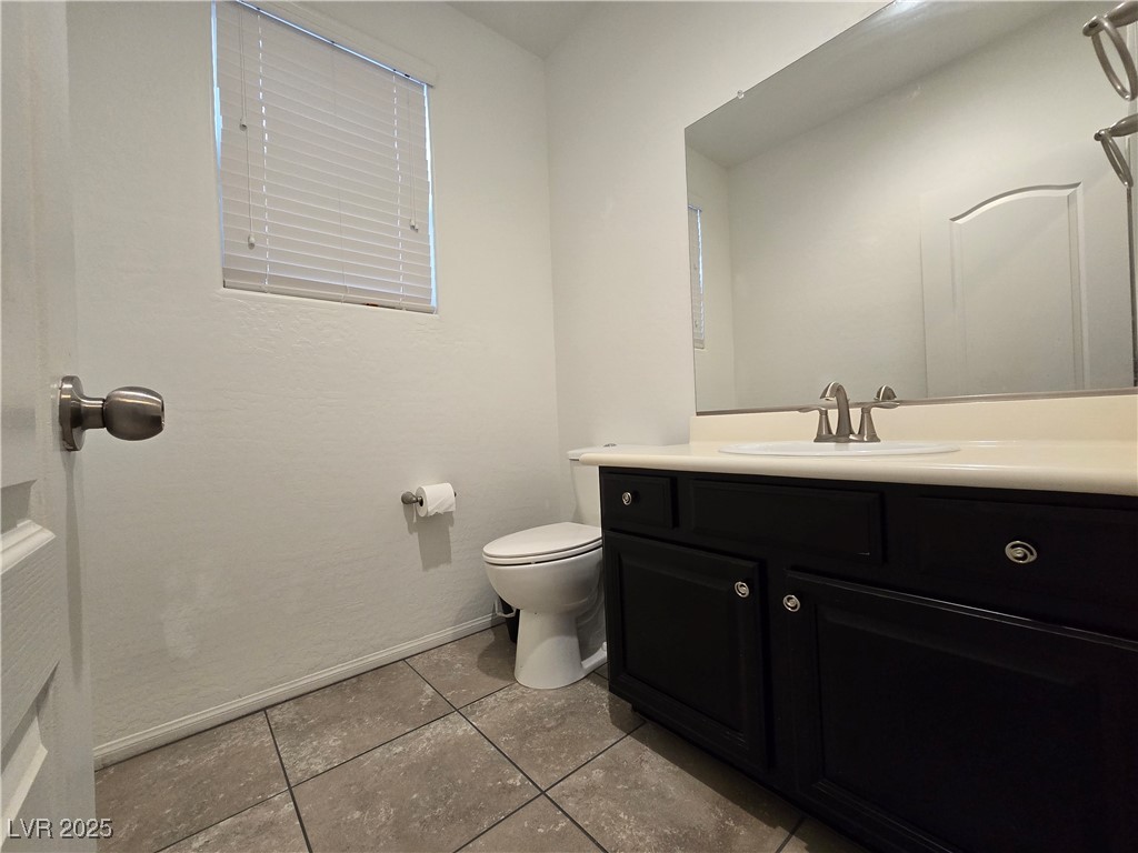7656 Frenchmans Bay Avenue Property Photo 7