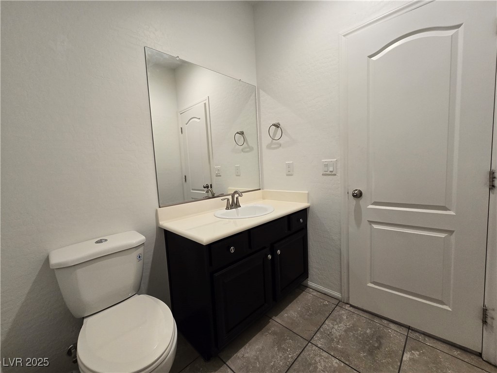 7656 Frenchmans Bay Avenue Property Photo 8