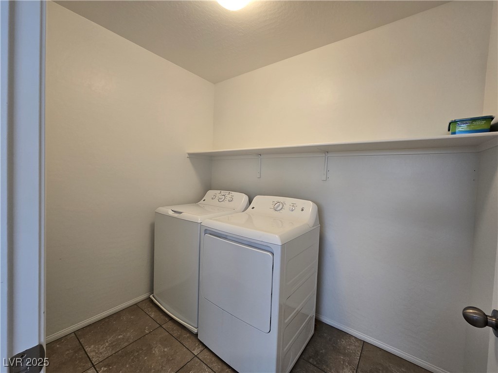 7656 Frenchmans Bay Avenue Property Photo 12