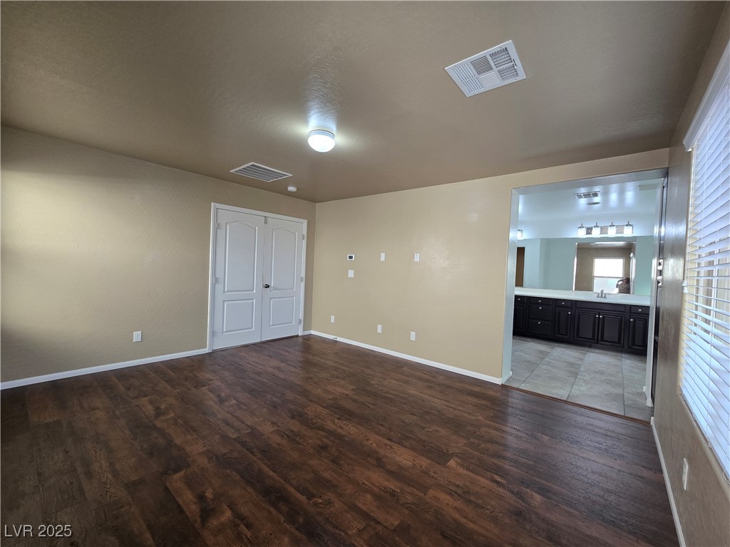7656 Frenchmans Bay Avenue Property Photo 15