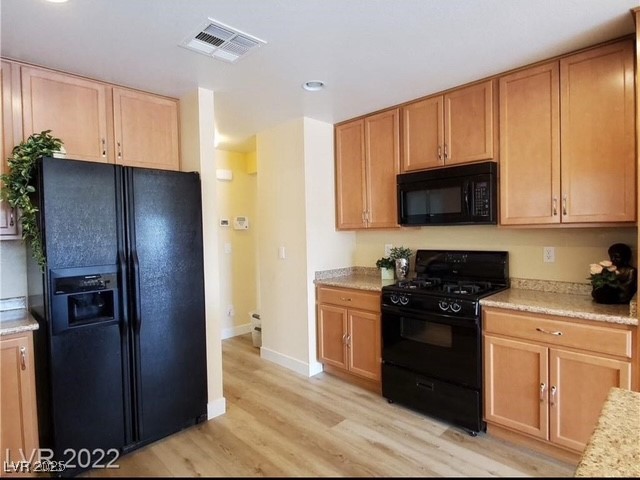 8775 Autumn Teal Avenue Property Photo 8