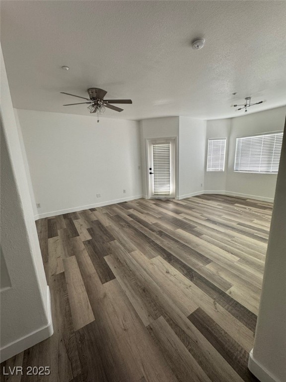 833 Aspen Peak Loop 2225 Property Photo 5