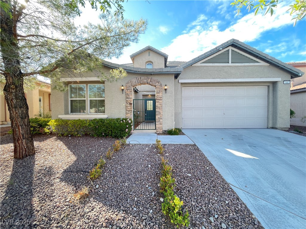 1581 Boundary Peak Way Property Photo 1