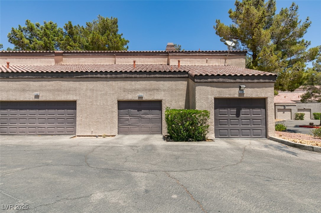 5250 South Rainbow Boulevard 2101 Property Photo 2