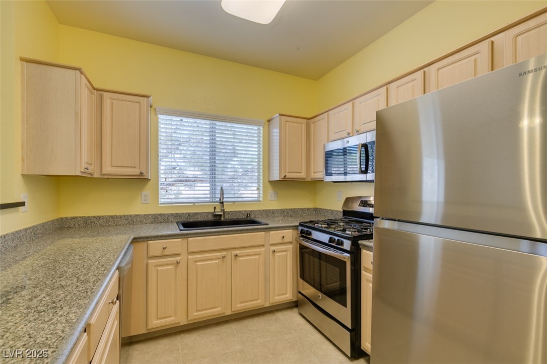 5250 South Rainbow Boulevard 2101 Property Photo 13